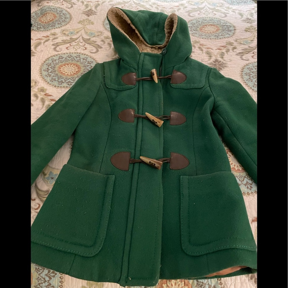 WHO.A.U Green toggle with zipper long jacket with chunky soft fleece hood